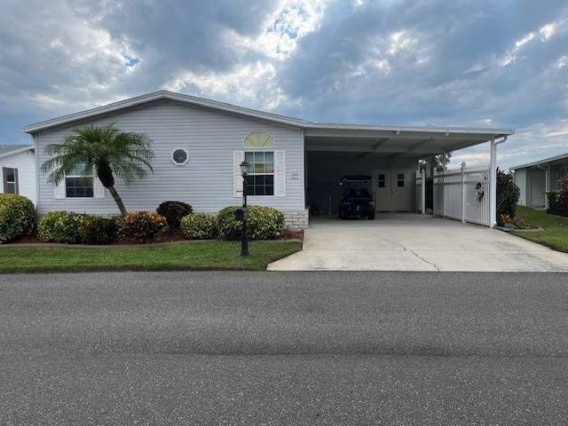 923 La Quinta Blvd a Winter Haven, FL Mobile or Manufactured Home for Sale